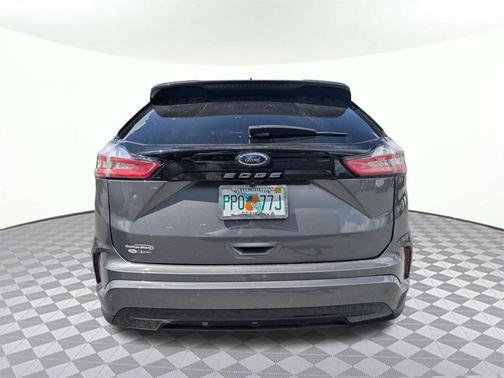 2022 Ford Edge ST Line