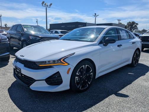2022 Kia K5 GT-Line