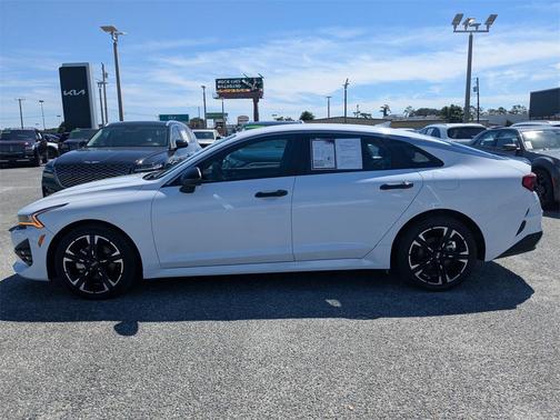 2022 Kia K5 GT-Line