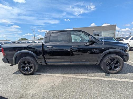 2023 RAM 1500 Classic Warlock Crew Cab 4x4 5'7' Box