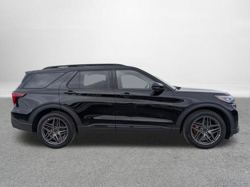 Agate Black Metallic 2026 Ford Explorer ST