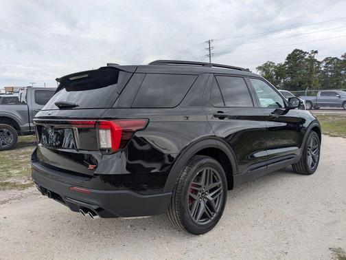 Agate Black Metallic 2026 Ford Explorer ST