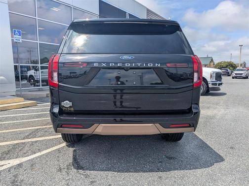 2025 Ford Expedition King Ranch