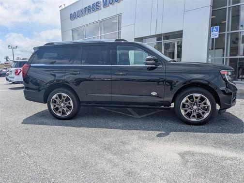 2025 Ford Expedition King Ranch