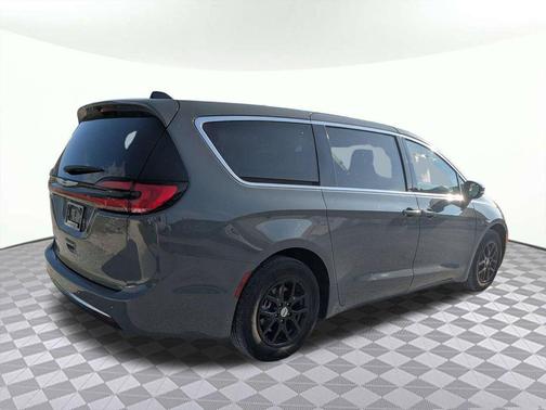 Ceramic Gray Clearcoat 2023 Chrysler Pacifica Touring L
