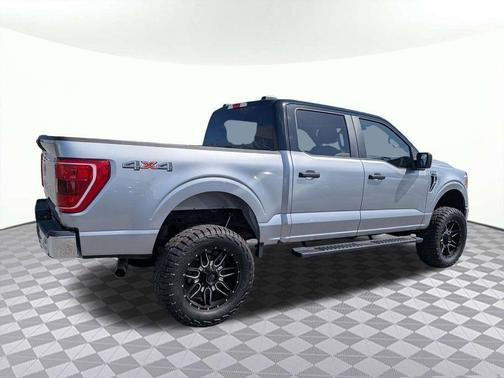 Iconic Silver Metallic 2022 Ford F-150 XLT