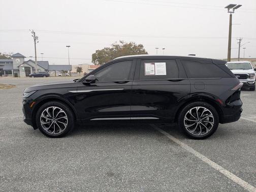 2024 Lincoln Nautilus Reserve