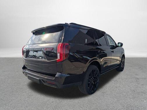 Agate Black Metallic 2026 Ford Expedition Platinum