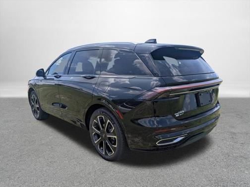 2025 Lincoln Nautilus Reserve