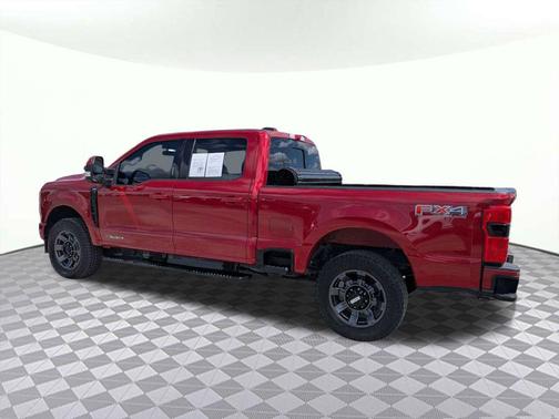 Rapid Red Metallic Tinted Clearcoat 2023 Ford F-250 Lariat