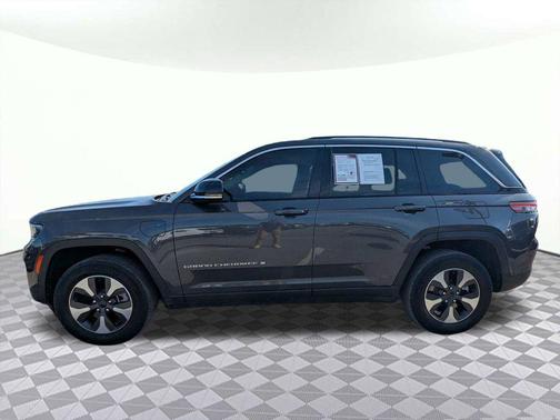Baltic Gray Metallic Clearcoat 2022 Jeep Grand Cherokee 4xe Base