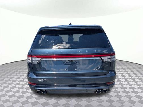 2022 Lincoln Aviator Black Label Grand Touring AWD