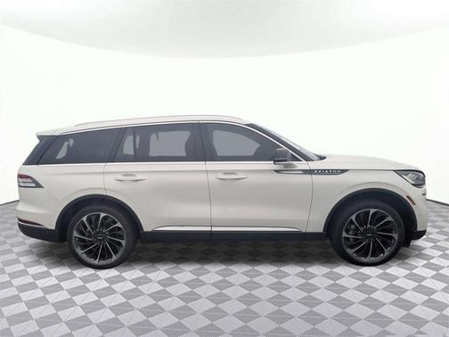 2023 Lincoln Aviator Reserve AWD