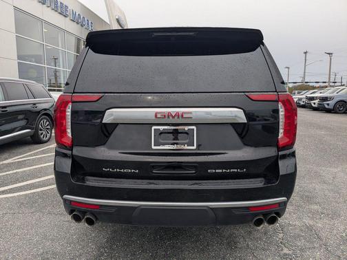 Onyx Black 2024 GMC Yukon Denali