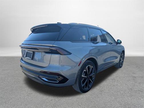 2025 Lincoln Nautilus Reserve