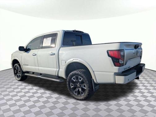 2023 Nissan Titan Platinum Reserve