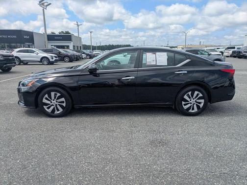2023 Nissan Altima S FWD