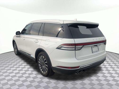 Pristine White Metallic Tri-Coat 2024 Lincoln Aviator Reserve AWD