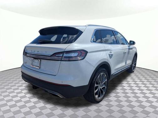 2022 Lincoln Nautilus Reserve