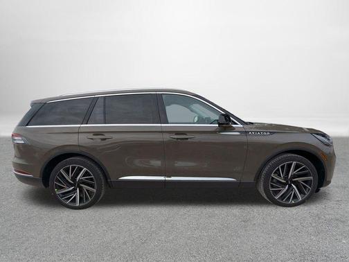 2026 Lincoln Aviator Reserve AWD