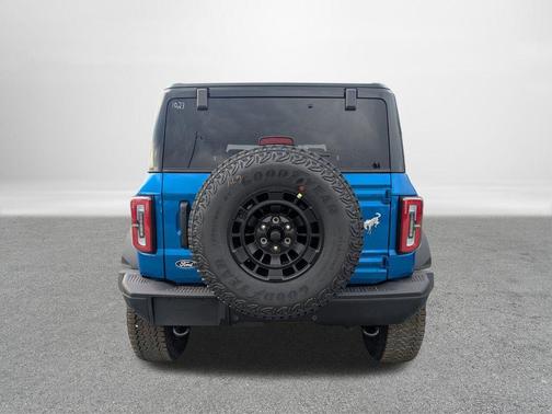 Velocity Blue Metallic 2026 Ford Bronco Badlands
