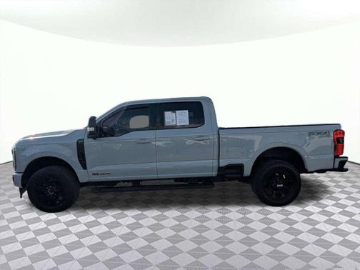 Avalanche 2025 Ford F-350 Lariat