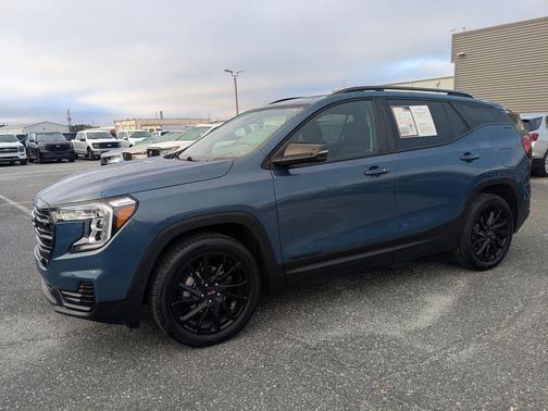 2024 GMC Terrain SLE