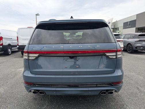 whisper blue metallic clearcoat 2026 Lincoln Aviator Premiere
