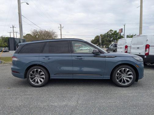 whisper blue metallic clearcoat 2026 Lincoln Aviator Premiere