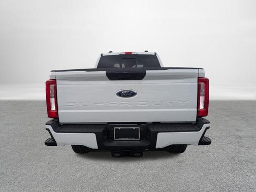 Oxford White 2026 Ford F-250 XL