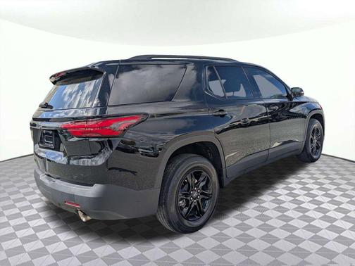 Mosaic Black Metallic 2023 Chevrolet Traverse LS
