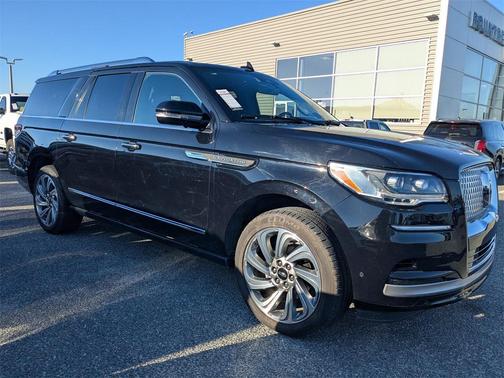 2023 Lincoln Navigator Reserve