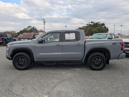 2022 Nissan Frontier PRO-4X