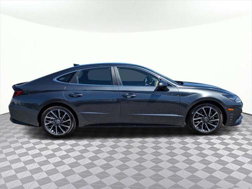 2023 Hyundai SONATA Limited