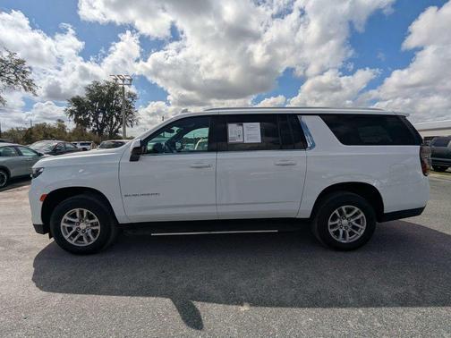 2023 Chevrolet Suburban LT
