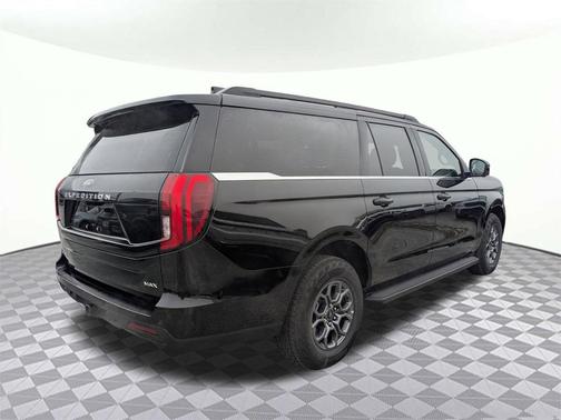 2025 Ford Expedition Max Active 4x4