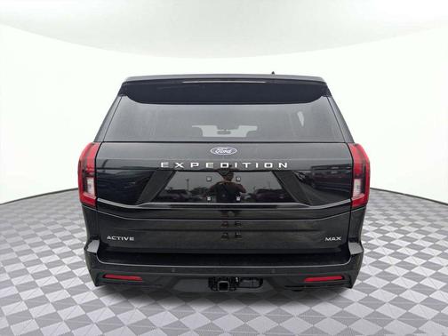 2025 Ford Expedition Max Active 4x4