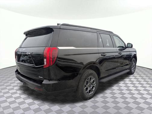 2025 Ford Expedition Max Active 4x4