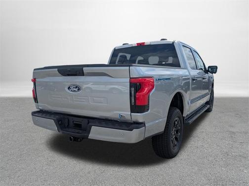 2025 Ford F-150 Lightning XLT
