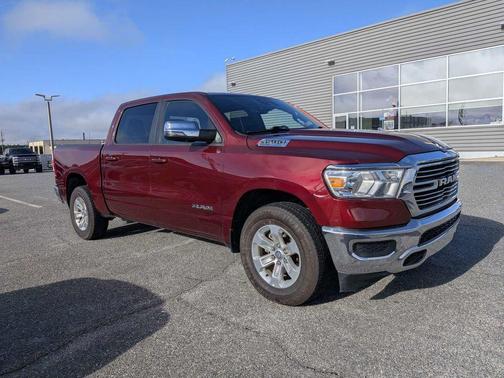 Delmonico Red Pearlcoat 2024 RAM 1500 Laramie