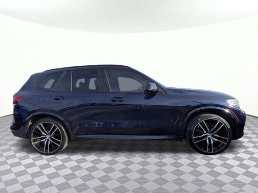 Tanzanite Blue II Metallic 2021 BMW X5 M50i