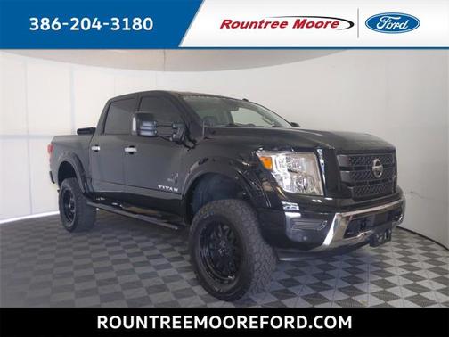 2021 Nissan Titan SV