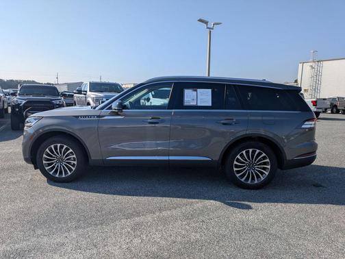 2024 Lincoln Aviator Premiere
