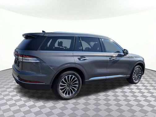 2024 Lincoln Aviator Premiere