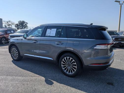 2024 Lincoln Aviator Premiere