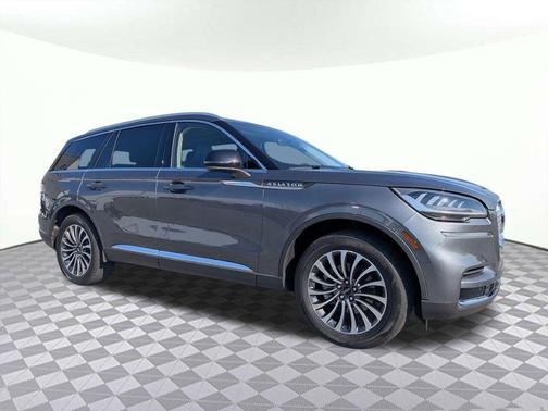 2024 Lincoln Aviator Premiere