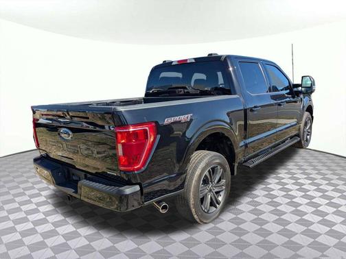 Agate Black Metallic 2023 Ford F-150 XLT
