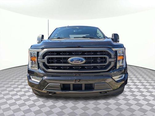 Agate Black Metallic 2023 Ford F-150 XLT