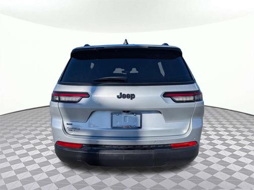 2022 Jeep Grand Cherokee L Altitude