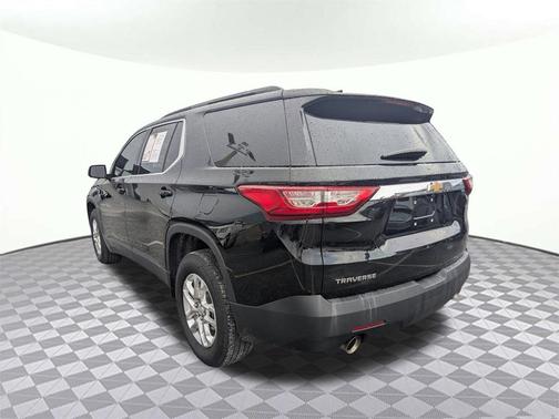 2021 Chevrolet Traverse LT Cloth